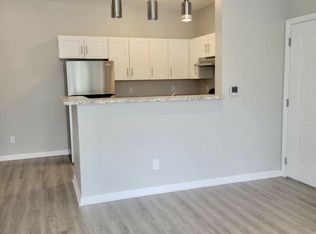1800 Bordeaux Blvd #1, Burlington, KY 41005