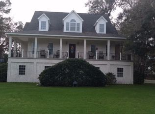 303 River Ridge Rd, Brunswick, GA 31523