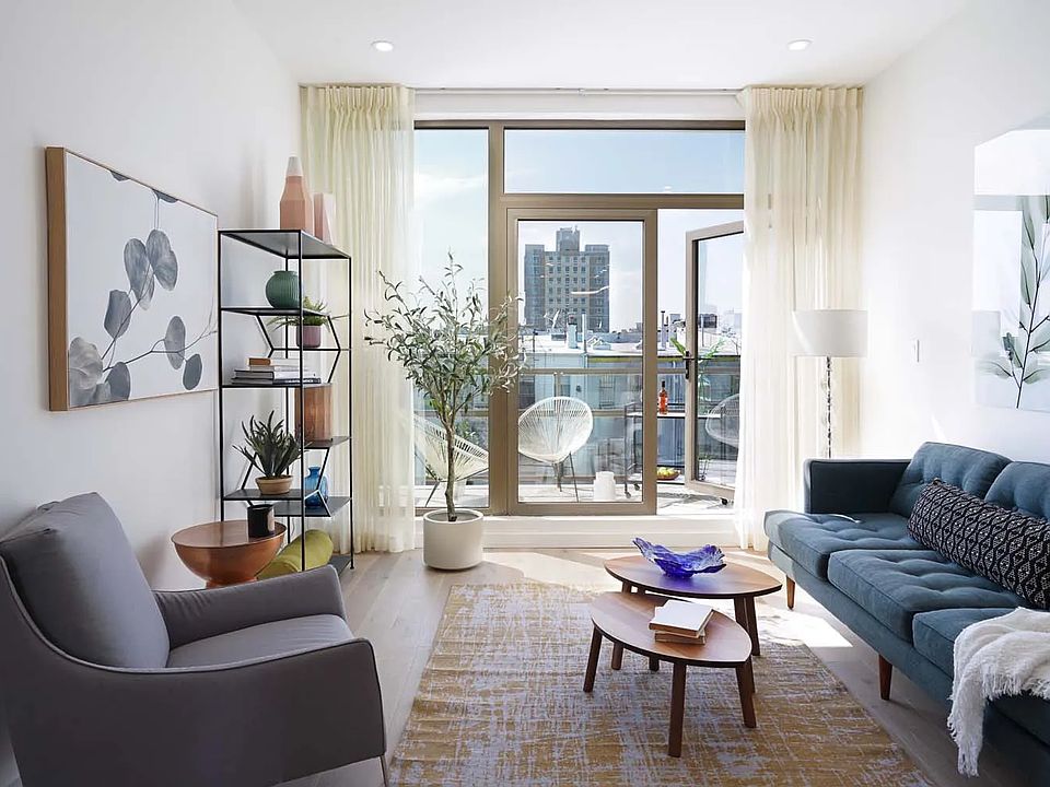 1st image of 373 Palmetto St #3B