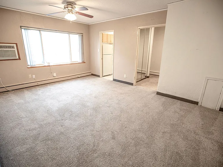 3431 Dupont Ave S — Photo 5