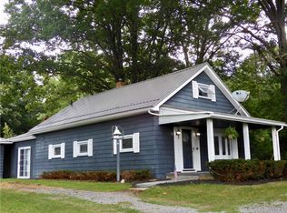 1743 Scrubgrass Rd, Mercer, PA 16137