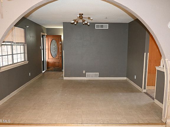 5th image of 9875 Lilly Dr