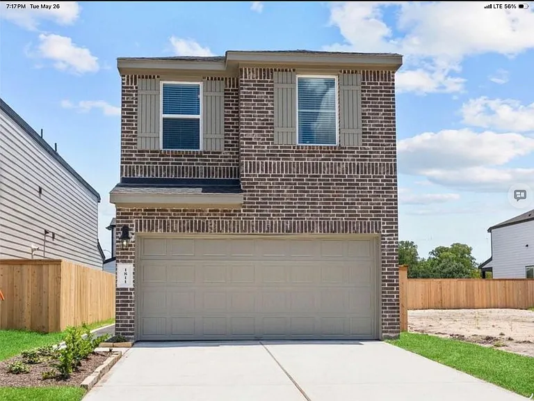 1814 Revolution Way — Photo 1