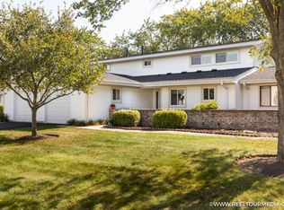 1103 Cranbrook Dr, Schaumburg, IL 60193