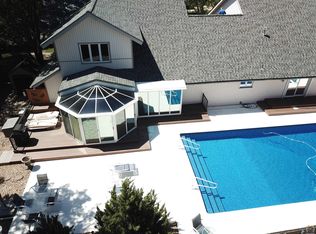 6762 SW Sherwood Ct, Topeka, KS 66614