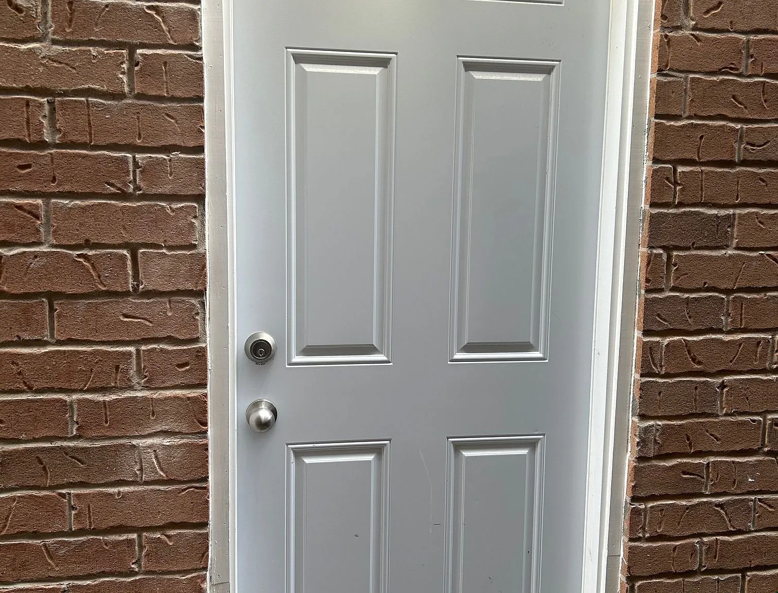 2 bed, $1,800 — Photo 2