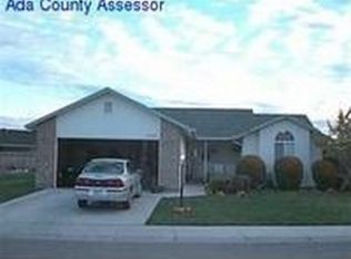 2332 E Apricot Dr, Meridian, ID 83646