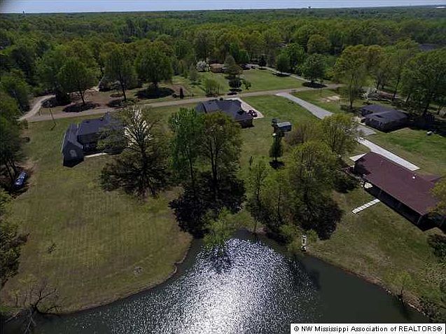 1st image of 1586 Windy Ln