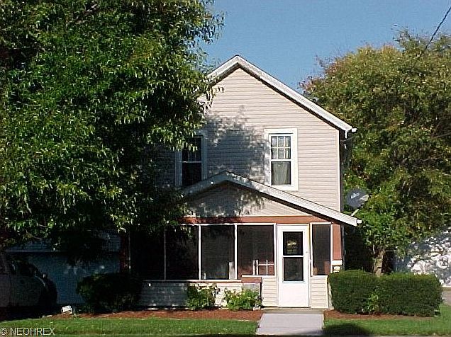 1st image of 1011 Lake Ave
