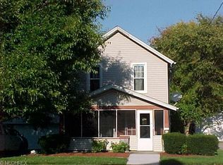 1011 Lake Ave, Elyria, OH 44035