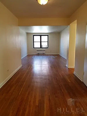 Rented by Hillel Realty Group | media 18