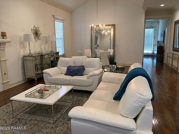 5th image of 115 Sugar Ridge Ln