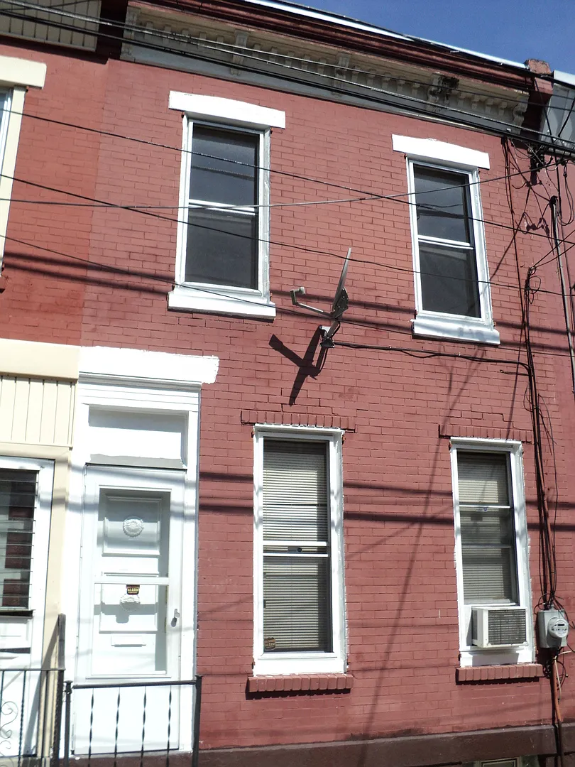 Quiet Street - Germantown — Photo 4