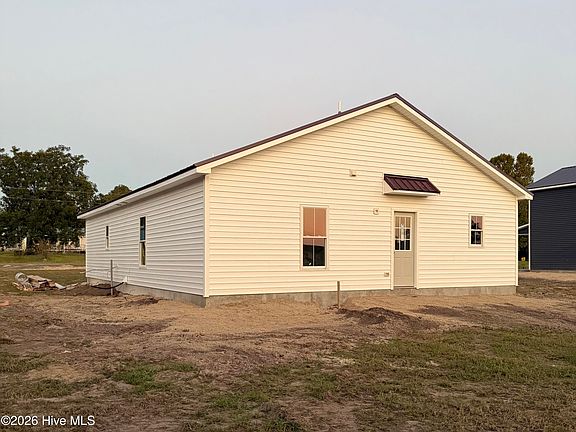 5th image of 1355 Roosevelt Spain Road
