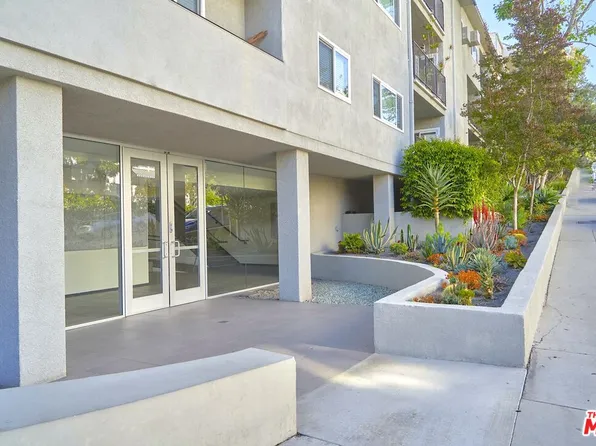 9005 Cynthia St APT 413, West Hollywood, CA 90069
