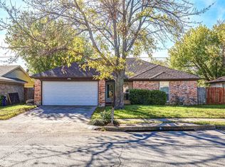 6120 Kary Lynn Dr S, Watauga, TX 76148