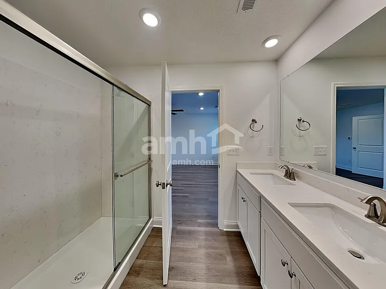 1343 Park Pl S — Photo 14
