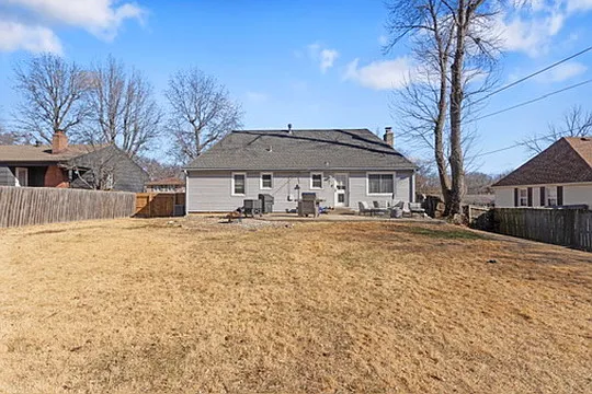 3314 NE Mohawk Ln — Photo 30