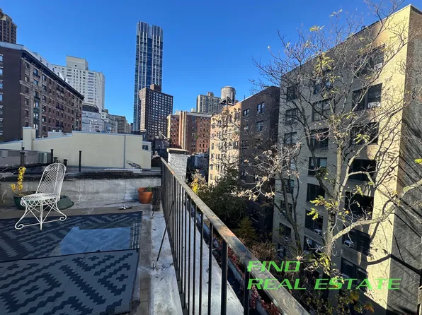 107 West 69th Street image 3 of 17