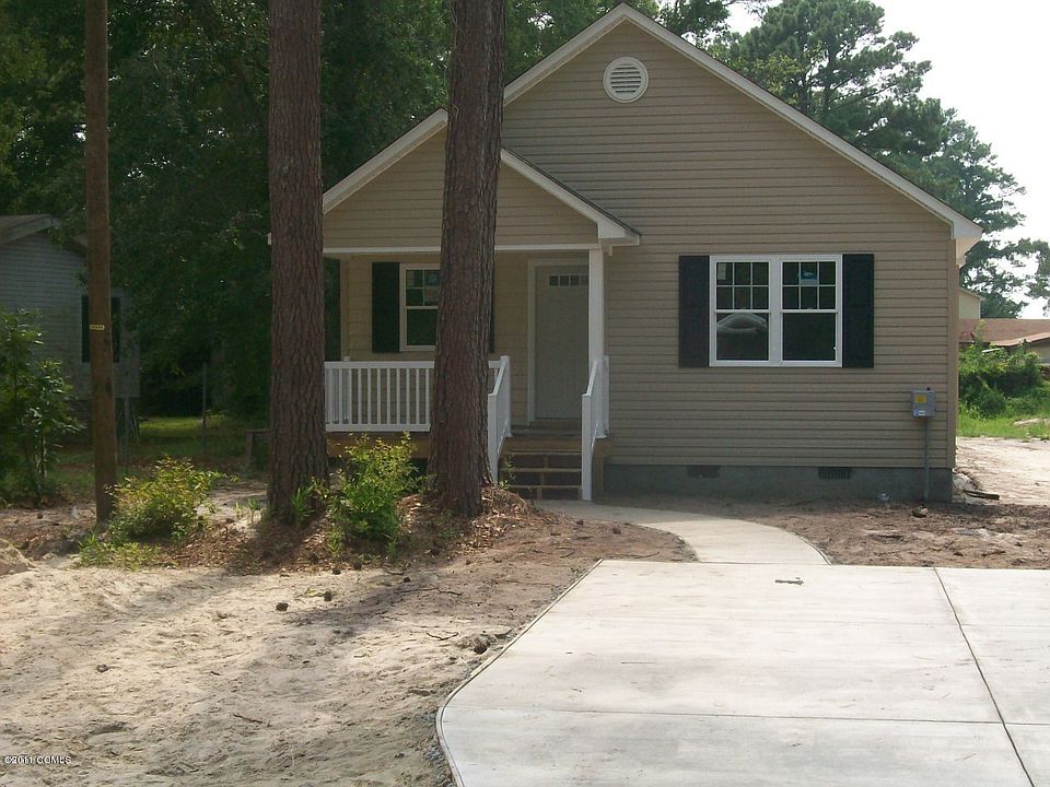 2nd image of 223 Bernhurst Road
