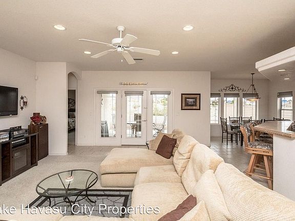 4th image of 3006 Maracaibo Ct