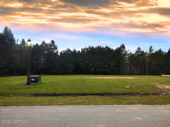 228 Kings Creek Crossing, Holly Ridge, NC 28445