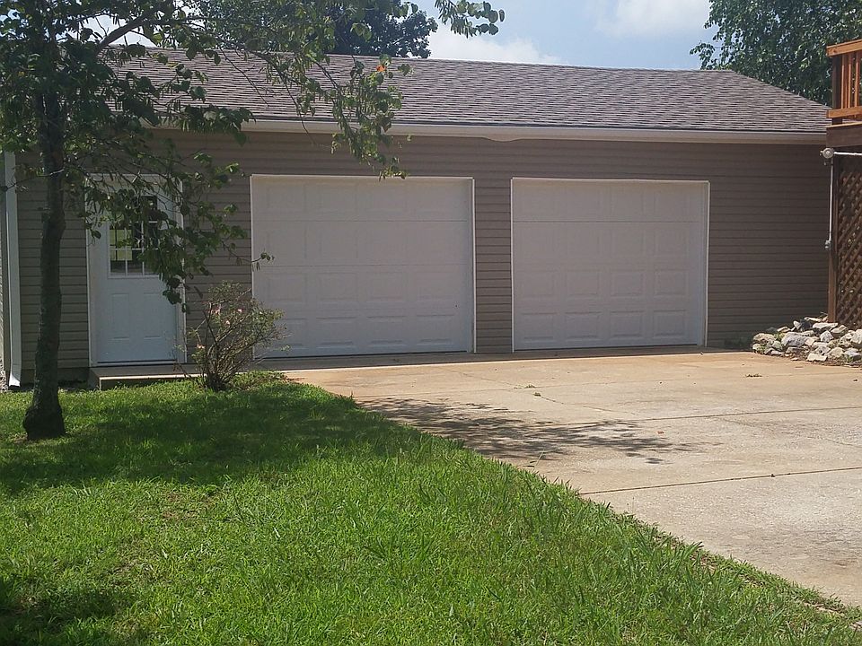 2nd image of 3641 Highway 47 N