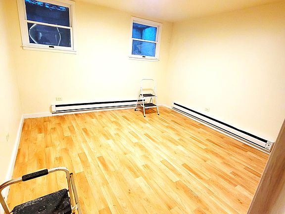 3rd image of 8818 95th Ave #1