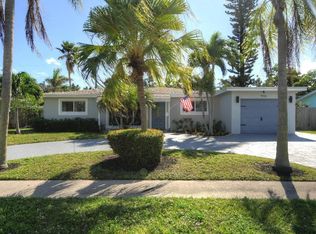 916 SE 16th St, Deerfield Beach, FL 33441