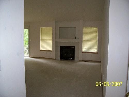 2nd image of 1090 Eaglecrest Pl