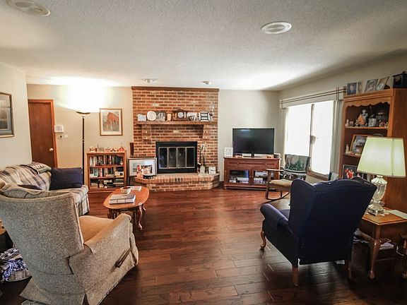 3rd image of 3433 Bold Forbes Way