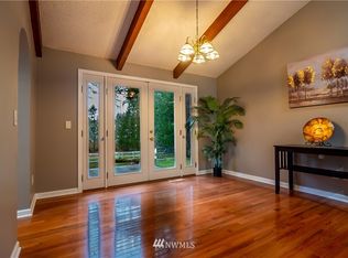 11160 Horizon Ln E, Pt Orchard, WA 98367