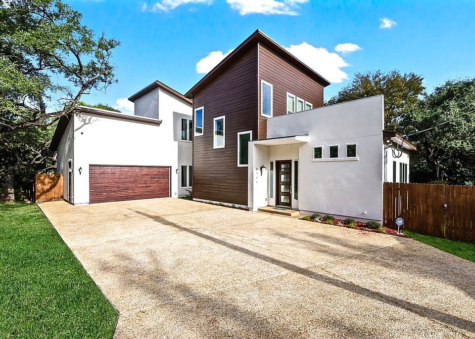 1st image of 4111 Sandstone Dr