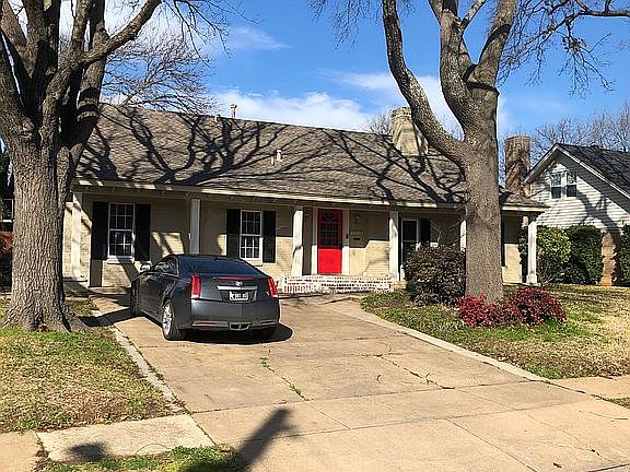 2nd image of 3519 Bangor Ct W