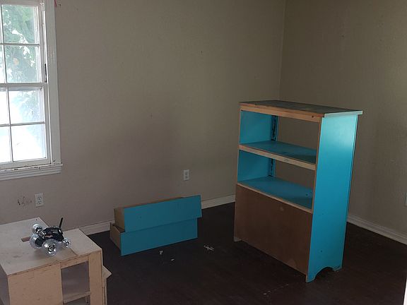 4th image of 1203 Toliver St