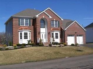 121 Churchill Ave, Somerset, NJ 08873