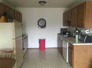 1105 19th St N APT 1, Fargo, ND 58102