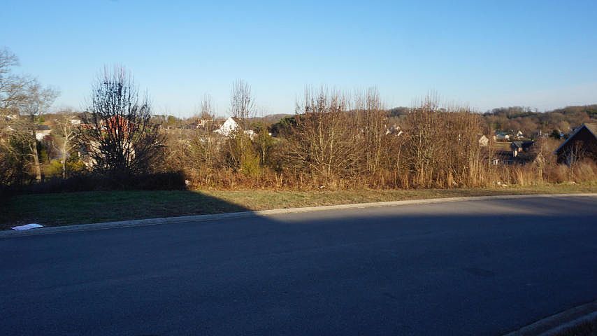 1st image of 210 Hill Top Dr
