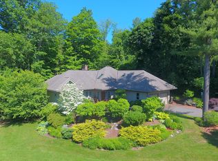 1 Glen Eagles Dr, Lenox, MA 01240