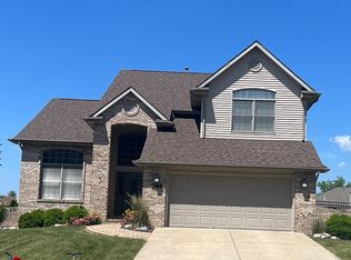 3189 Beaver Creek Ln, Springfield, IL 62712