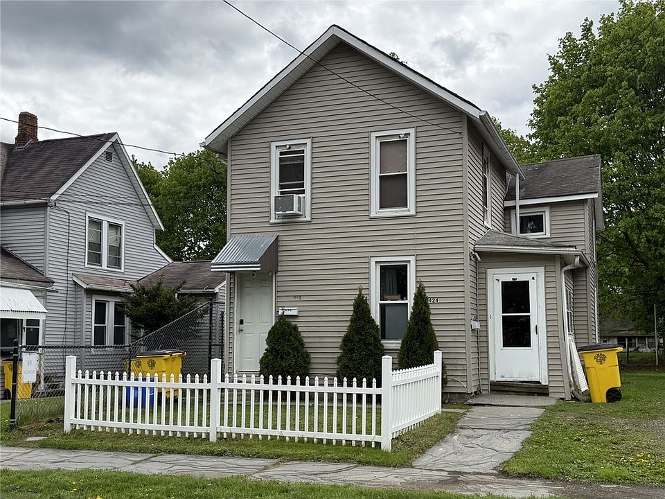 1st image of 424 Standish St