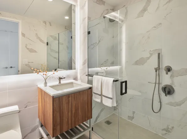 606 West 30th Street image 5 of 25