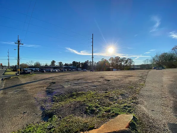 1025 S Brundidge Blvd, Brundidge, AL 36081