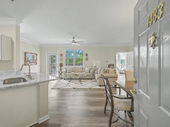 1483 Cambridge Lakes Dr #201C, Mount Pleasant, SC 29464
