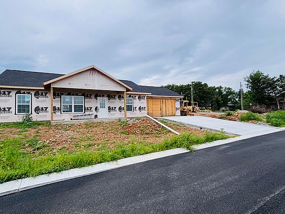 3rd image of 130 Kirkham Street Lot 27
