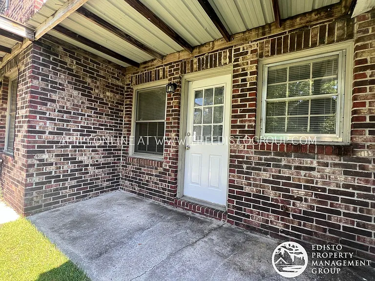 1303-1323 Williamsburg Ct — Photo 21