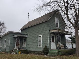 1922 Randolph St, South Bend, IN 46613