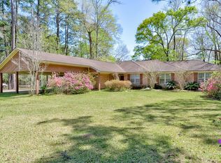 6699 Woodridge Dr, Orange, TX 77632