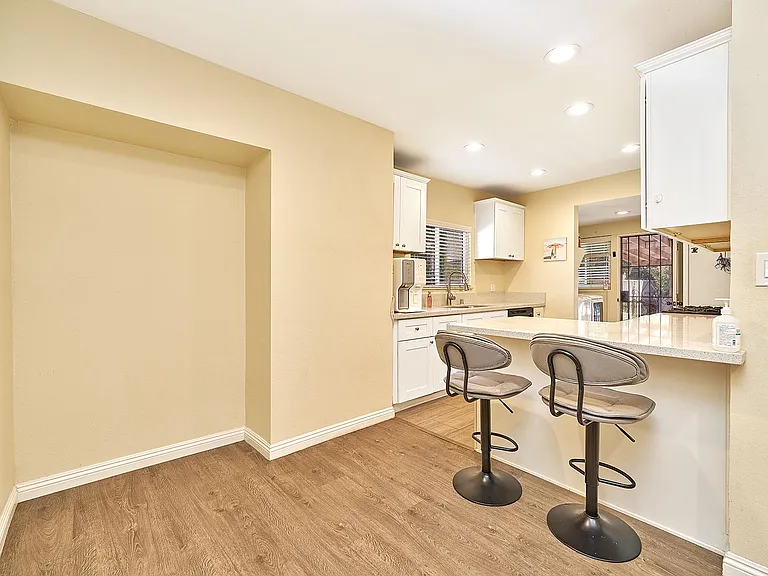 2837 W Avenue 33 — Photo 10