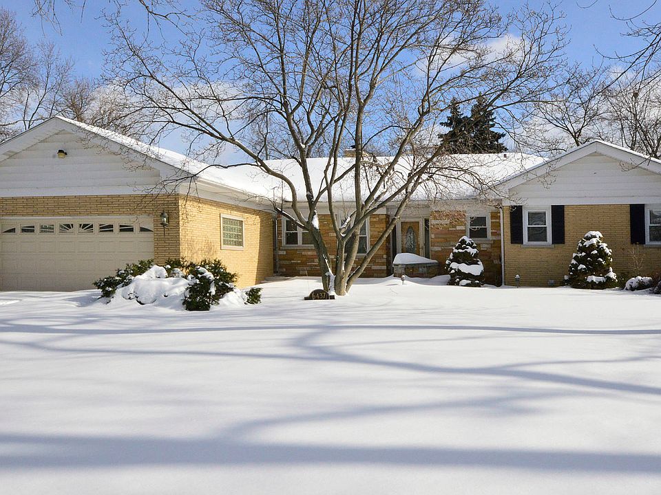 1st image of 6437 N Kolmar Ave